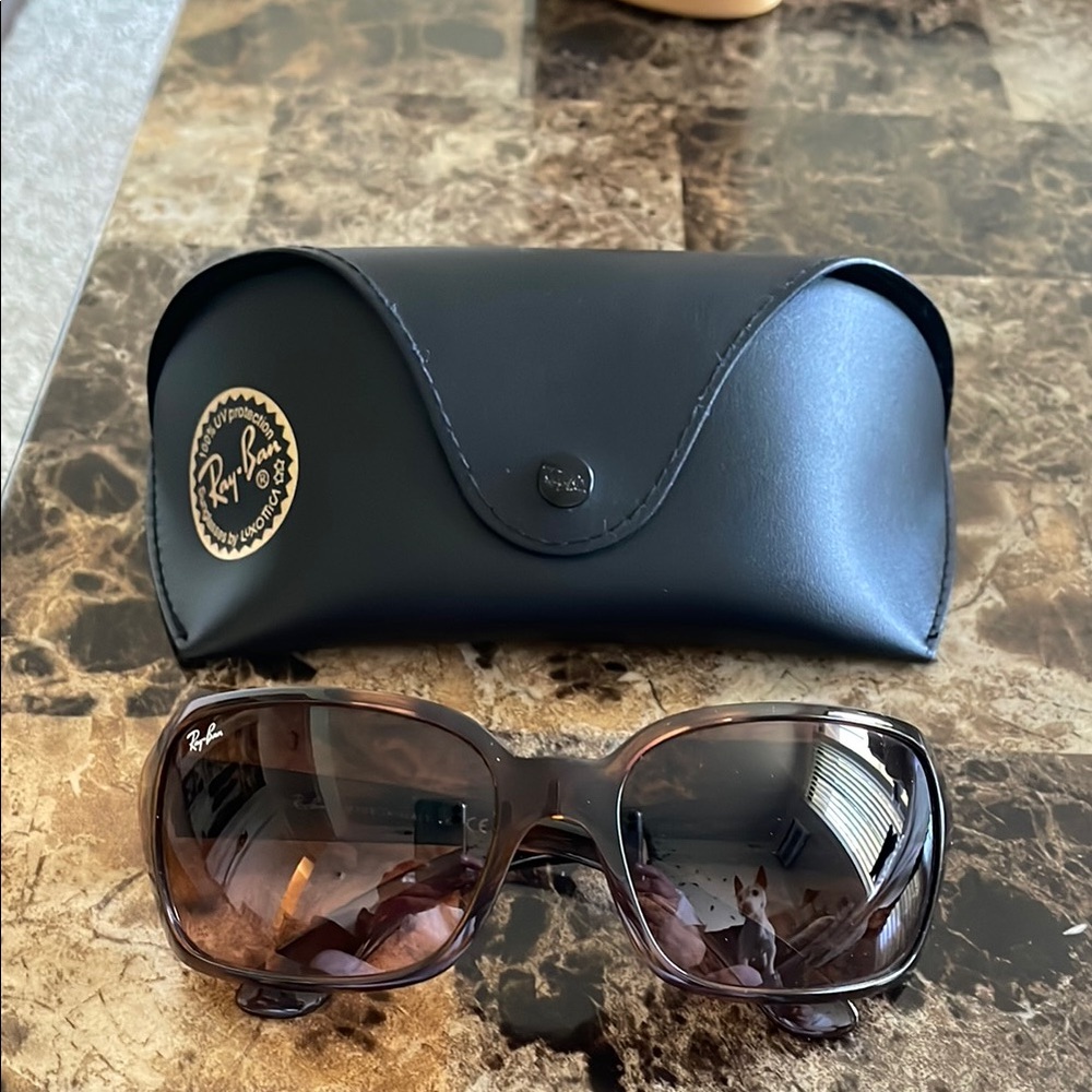 Ray-Ban RB4068 Havana sunglasses